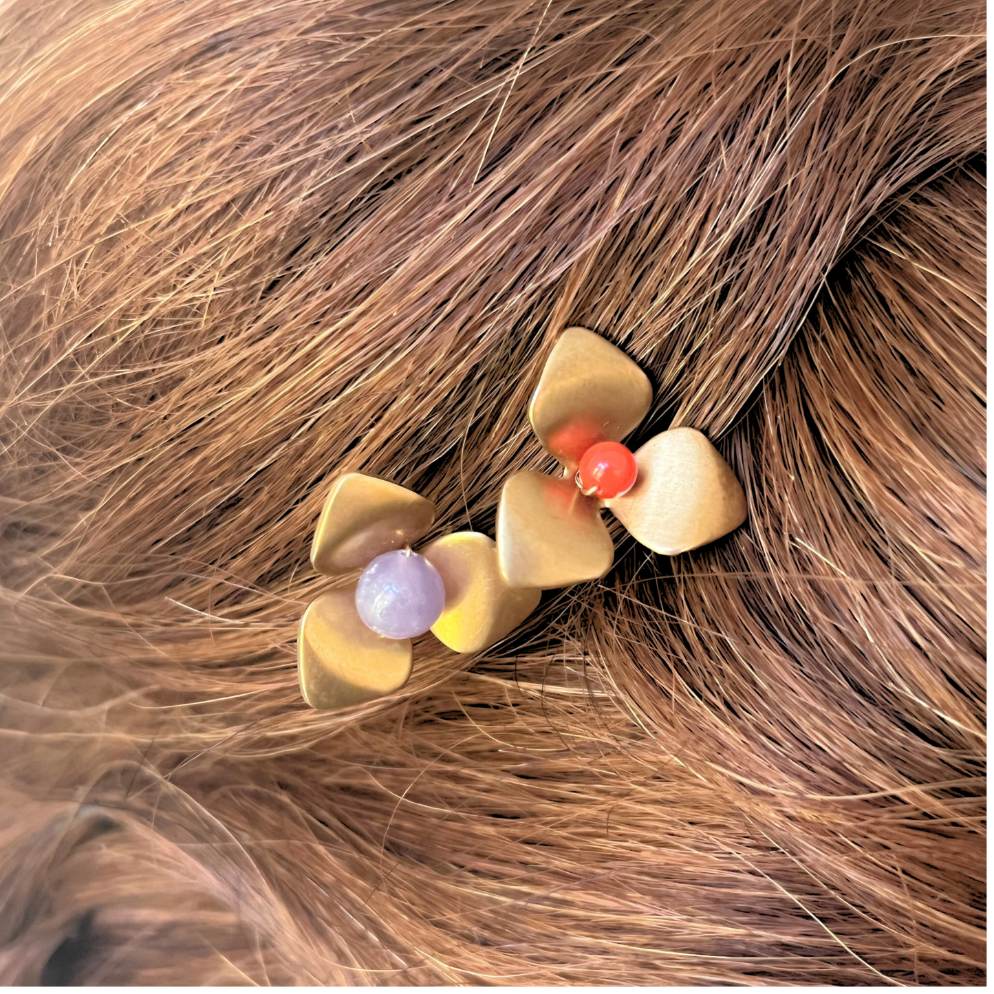 Tiny Yuri Hair Pin