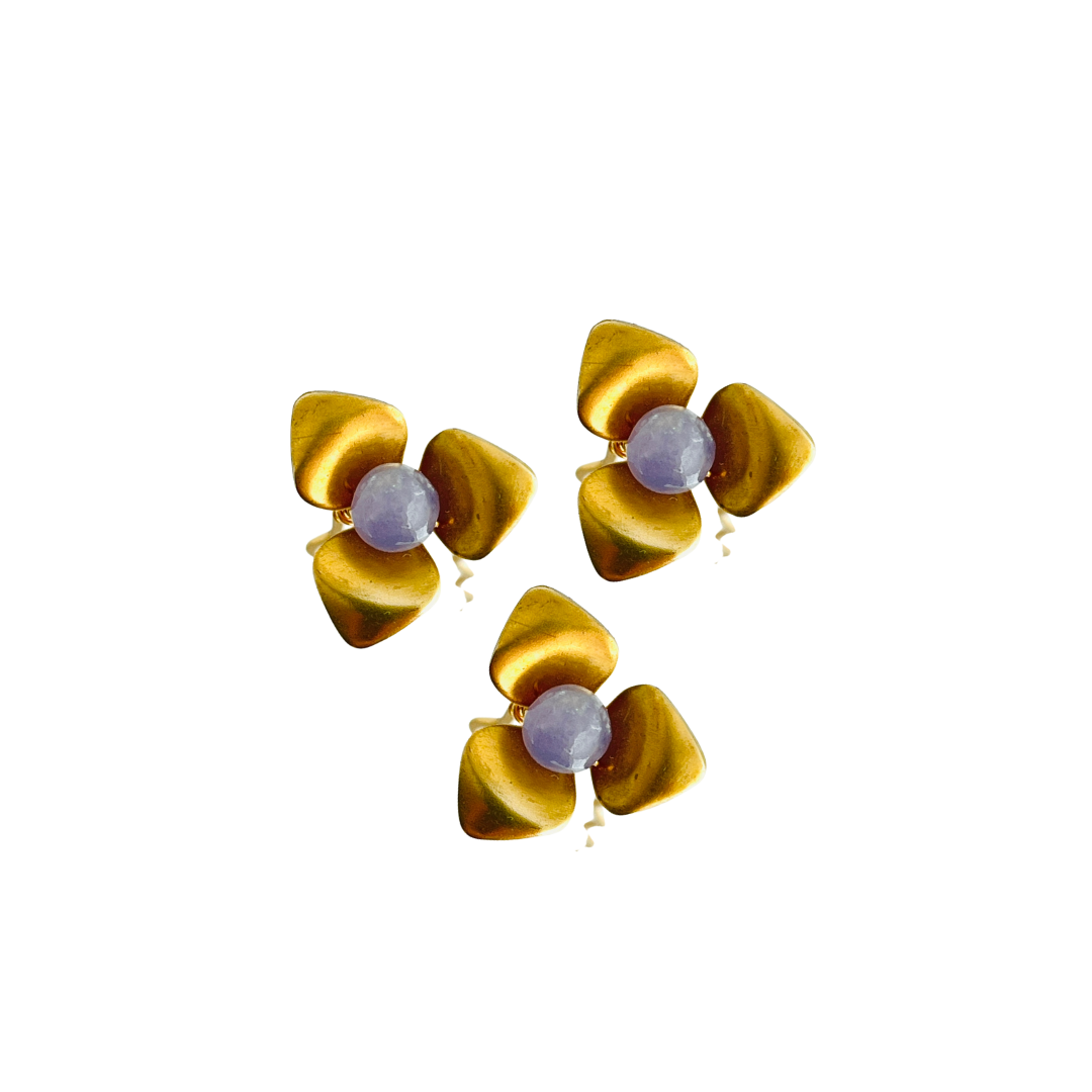 Tiny Three Petal Hair Pin
